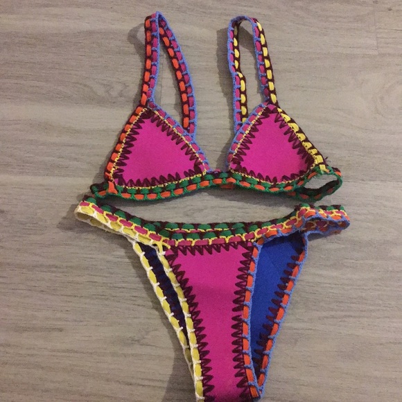 Reversible multi colored bikini - Picture 3 of 3